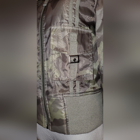 Camouflage Jacket - Picture 8 of 11